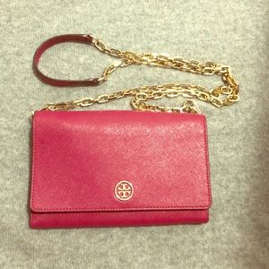 Tory Burch Robinson Wallet on Chain
